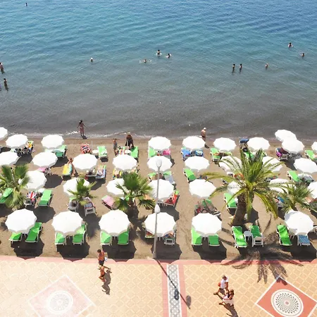 Aegean Park מלון 3*