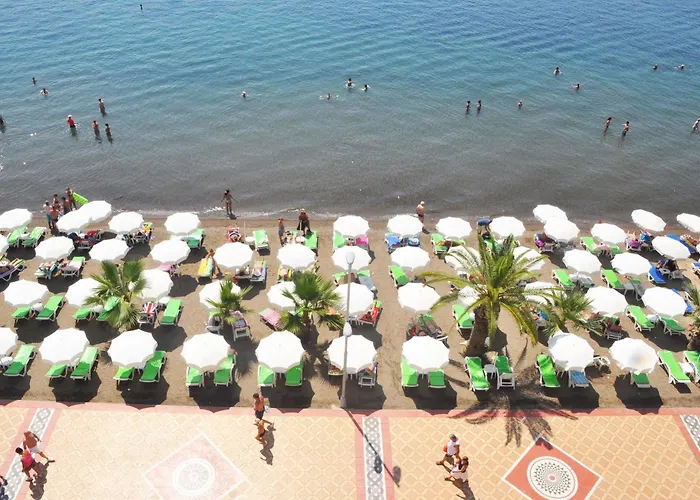 Aegean Park מלון 3*